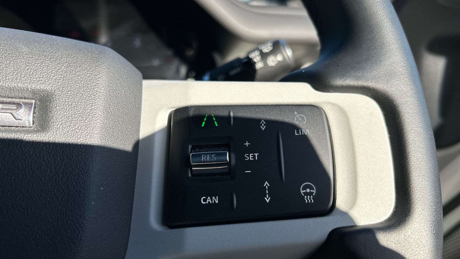 Used Land Rover Defender 2024 for sale - 76459879: Photo 35