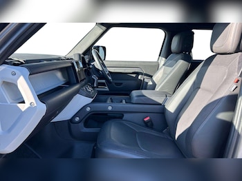 Used Land Rover Defender 2024 for sale - 76459879: Photo