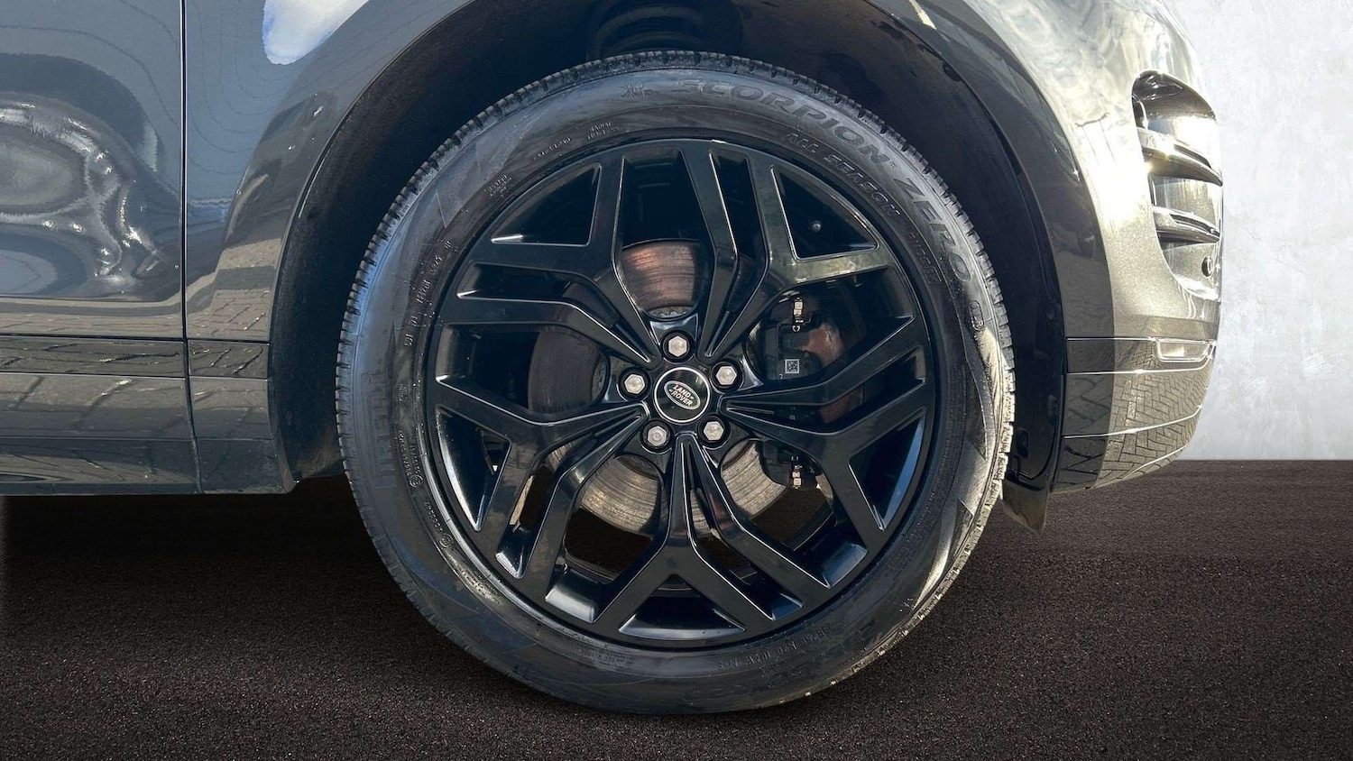 Used Land Rover Range Rover Evoque 2023 for sale - 77842497: Photo 8