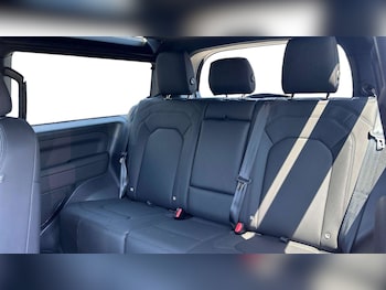 Used Land Rover Defender 2026 for sale - 79028052: Photo