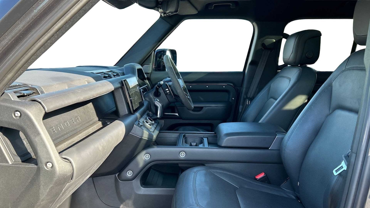 Used Land Rover Defender 2022 for sale - 76460596: Photo 3