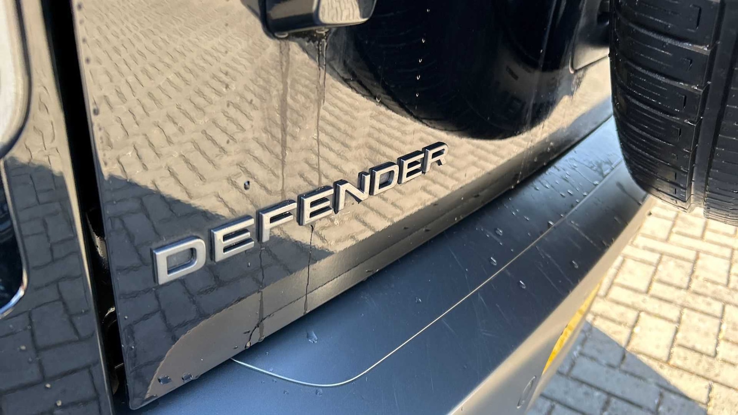 Used Land Rover Defender 2022 for sale - 76460596: Photo 32