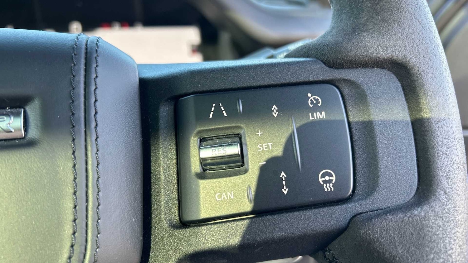 Used Land Rover Defender 2022 for sale - 76460596: Photo 35