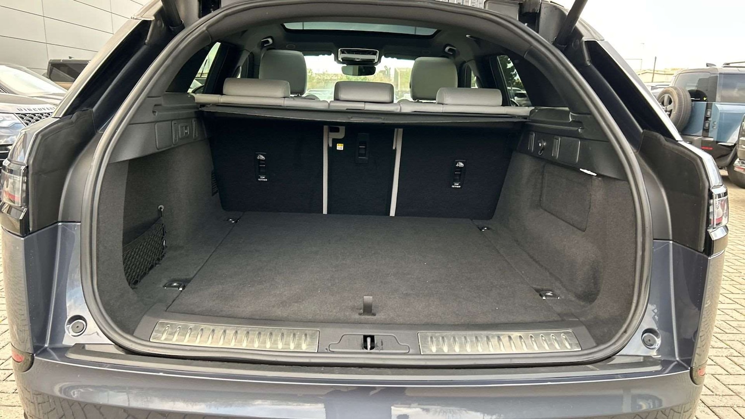 Used Land Rover Range Rover Velar 2023 for sale - 76745994: Photo 10