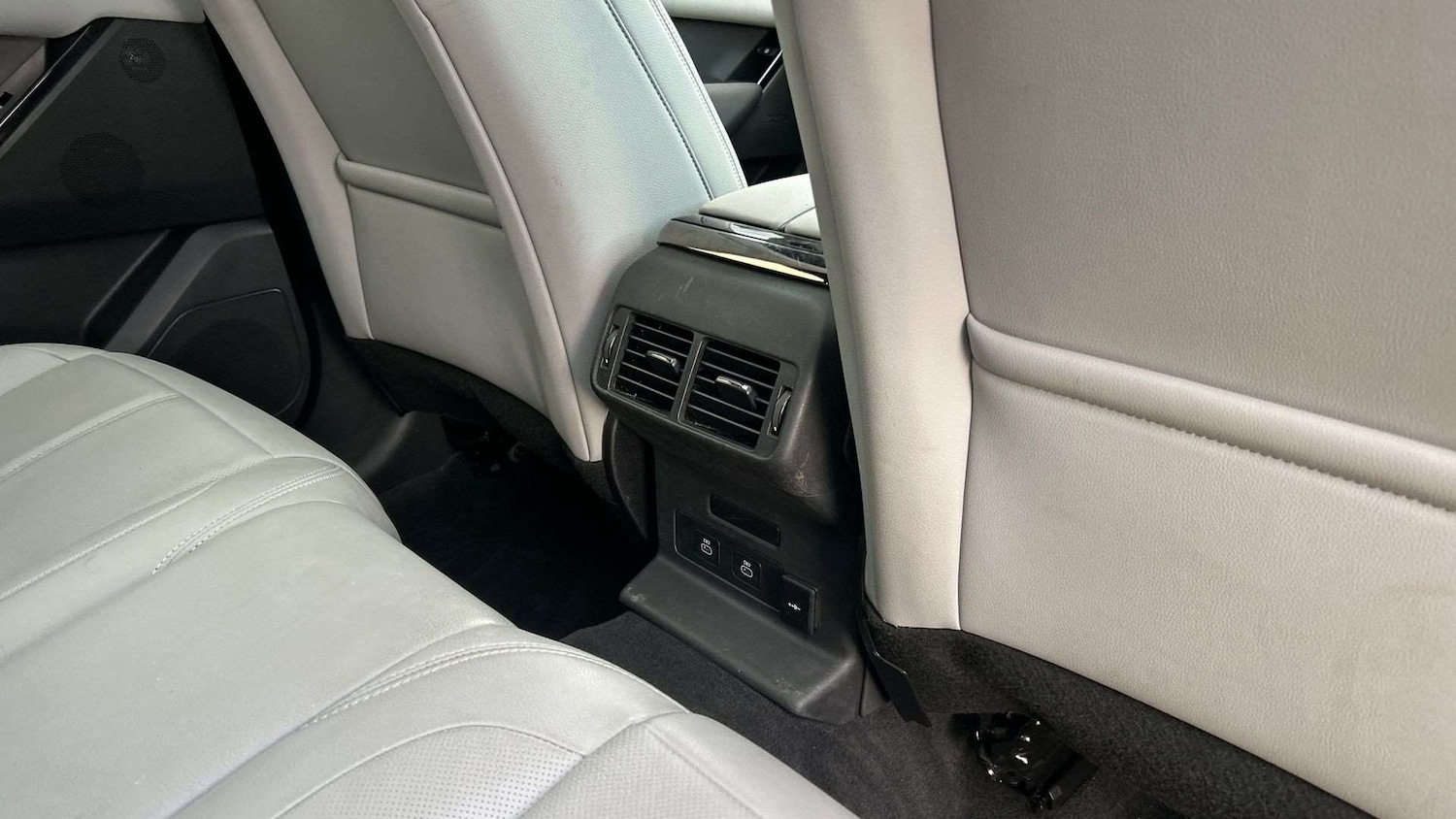 Used Land Rover Range Rover Velar 2023 for sale - 76745994: Photo 18