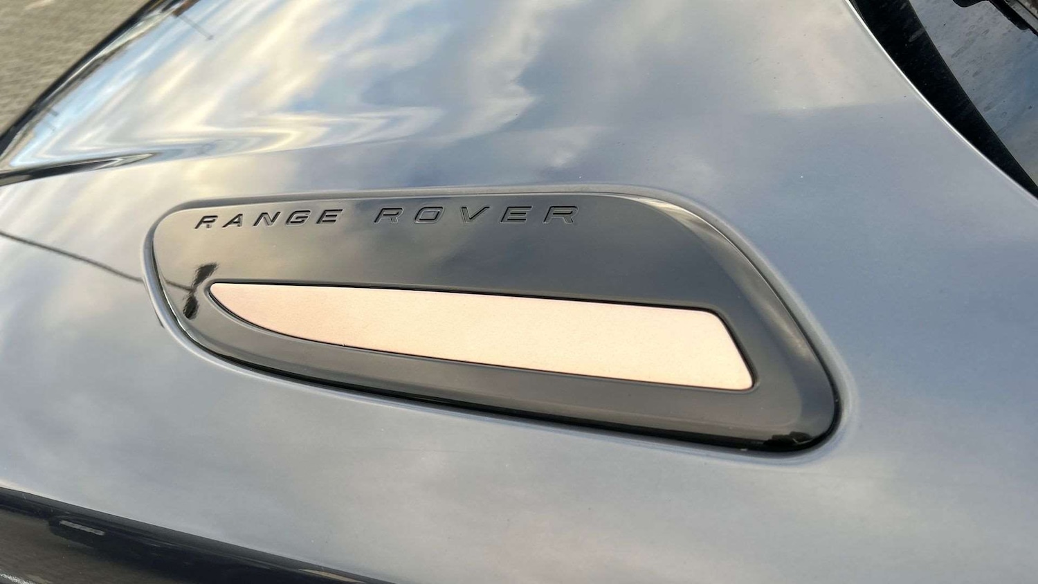 Used Land Rover Range Rover Velar 2023 for sale - 76745994: Photo 28