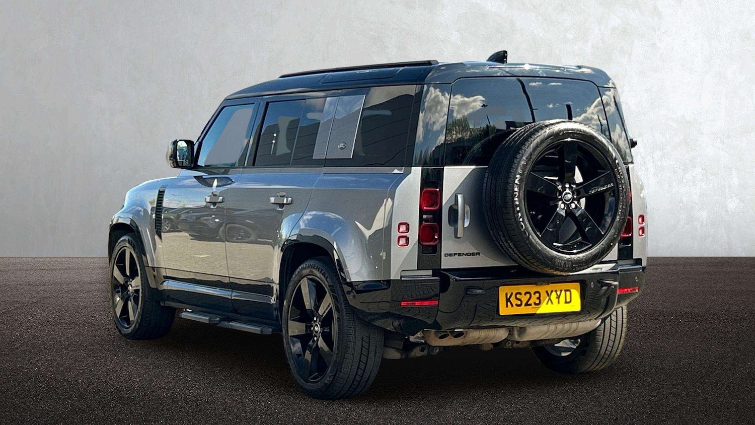 Used Land Rover Defender for sale - 78118792: Photo 2