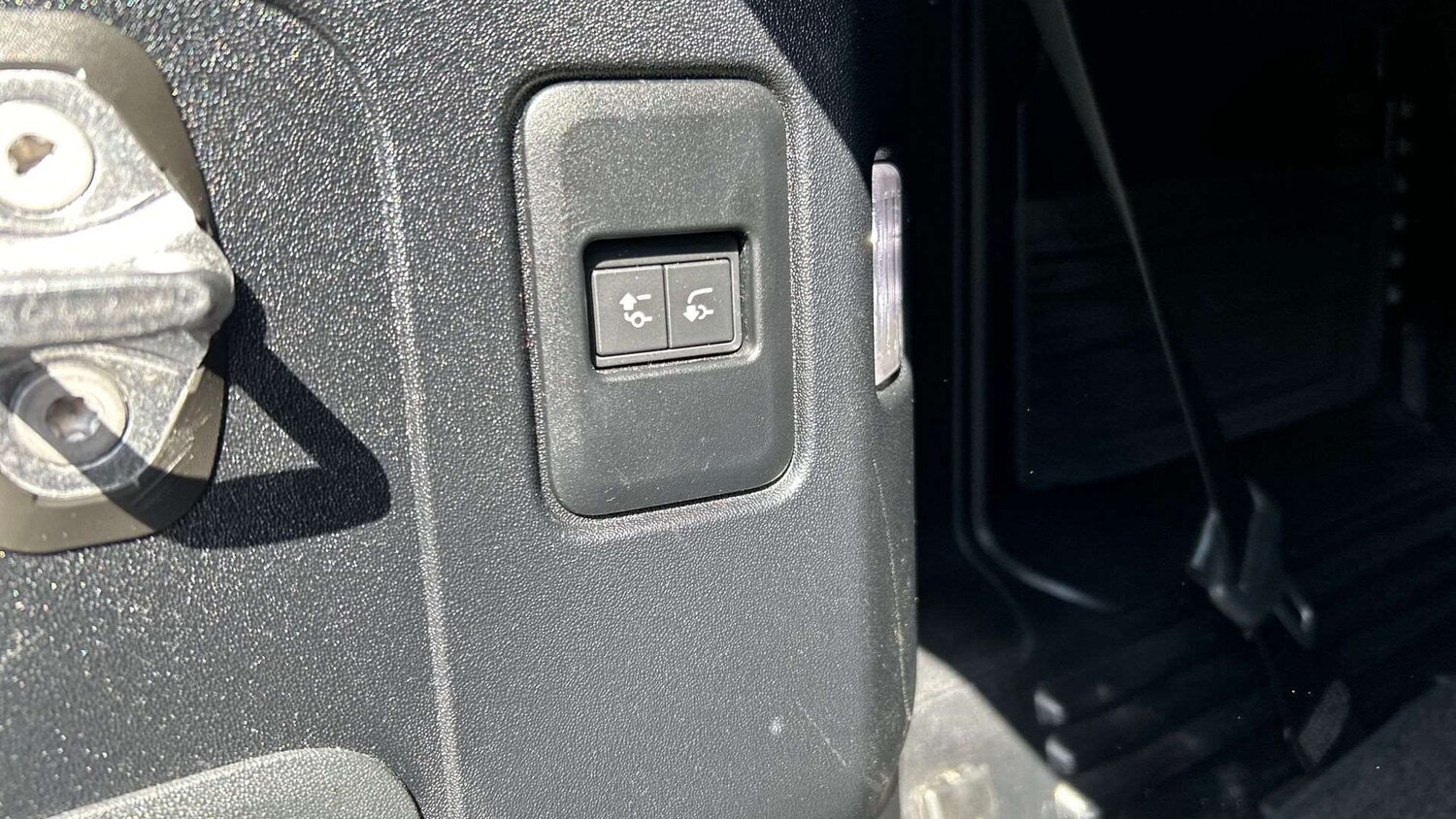 Used Land Rover Defender for sale - 78118792: Photo 27