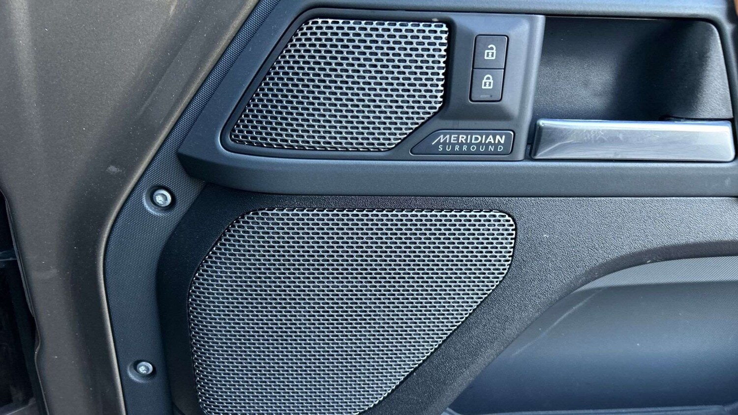 Used Land Rover Defender 2020 for sale - 77740772: Photo 24