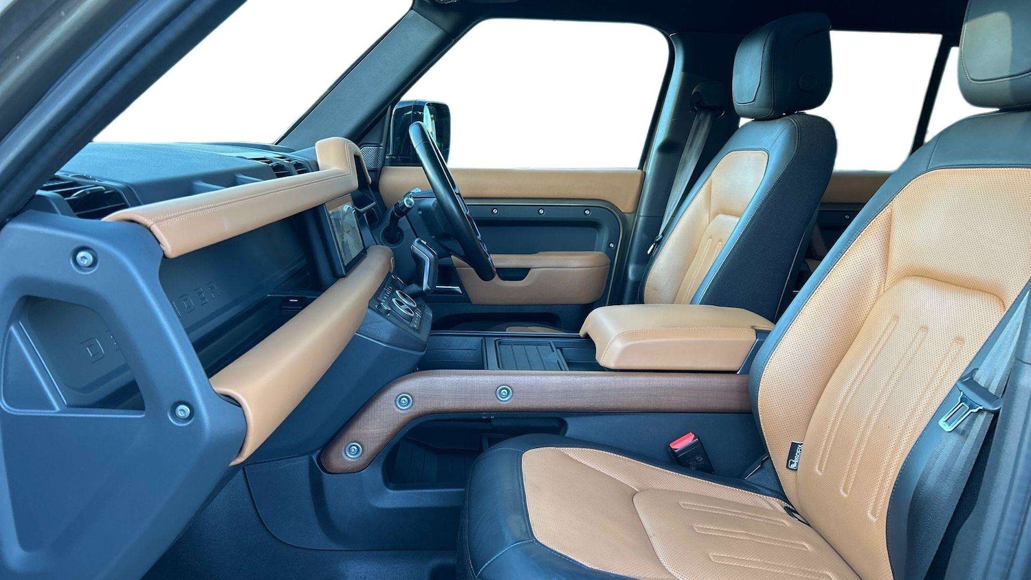 Used Land Rover Defender 2020 for sale - 77740772: Photo 3