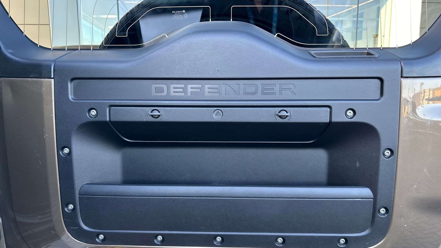 Used Land Rover Defender 2020 for sale - 77740772: Photo 33