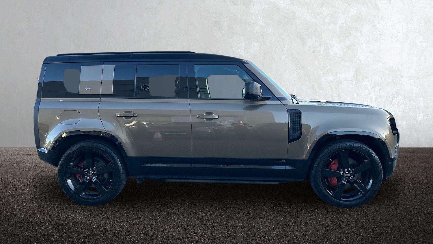 Used Land Rover Defender 2020 for sale - 77740772: Photo 5