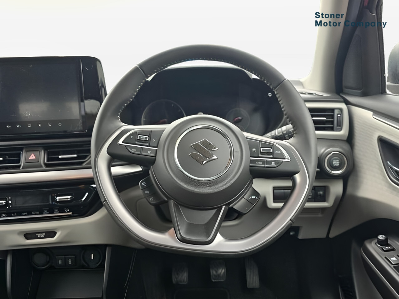 Used Suzuki Swift 2024 for sale - 77030880: Photo 4