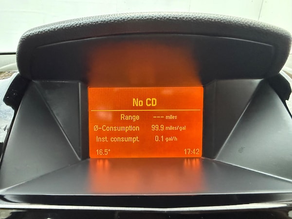 Used Vauxhall Zafira 2014 for sale - 76200680: Photo 45