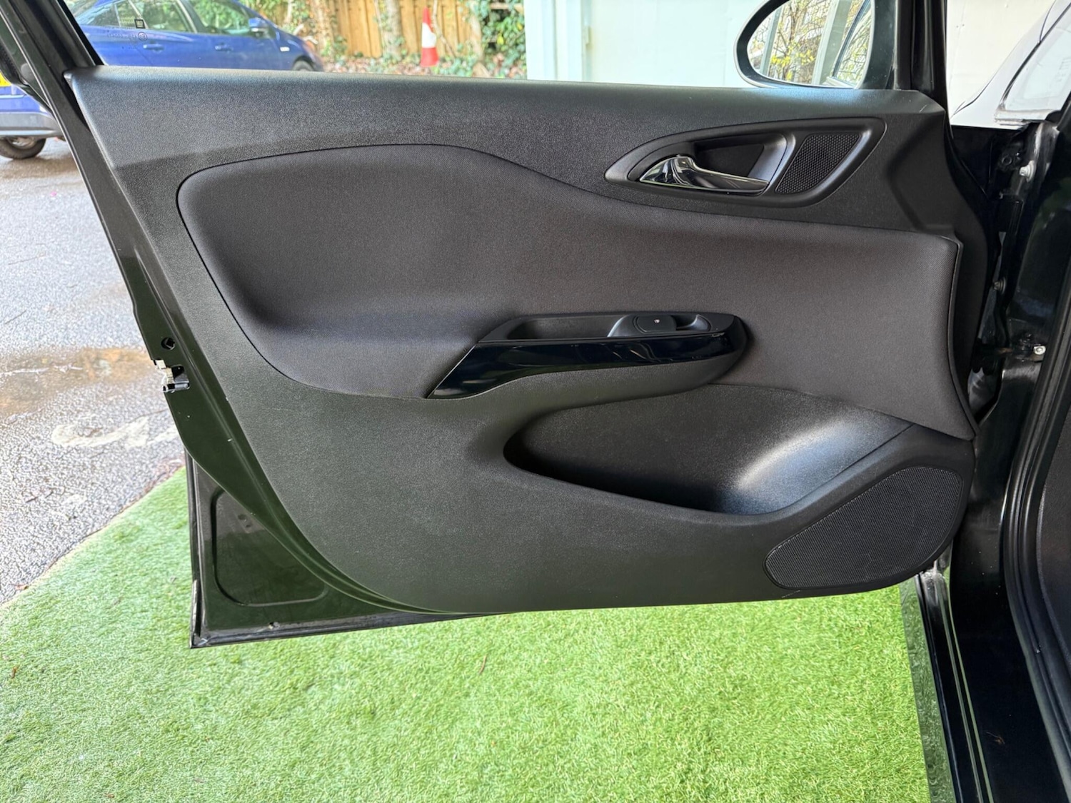 Used Vauxhall Corsa 2018 for sale - 76752574: Photo 24