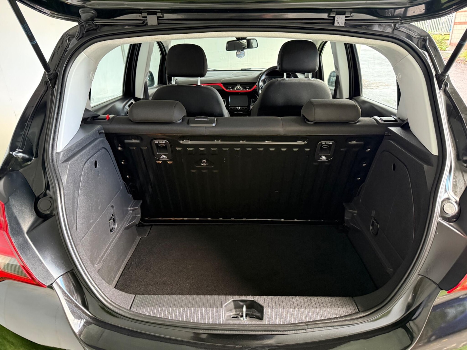 Used Vauxhall Corsa 2018 for sale - 76752574: Photo 8