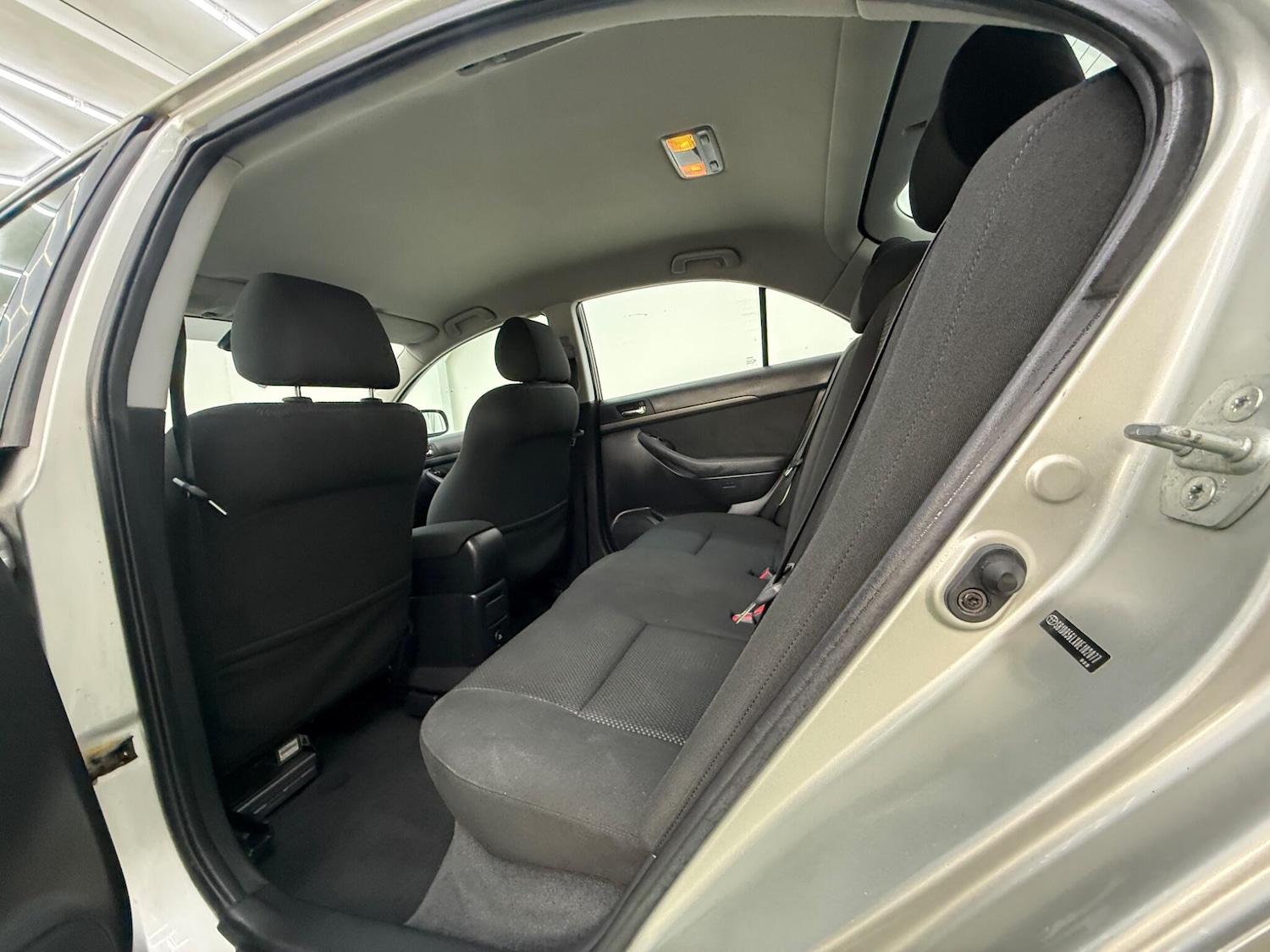 Used Toyota Avensis 2004 for sale - 77358846: Photo 23