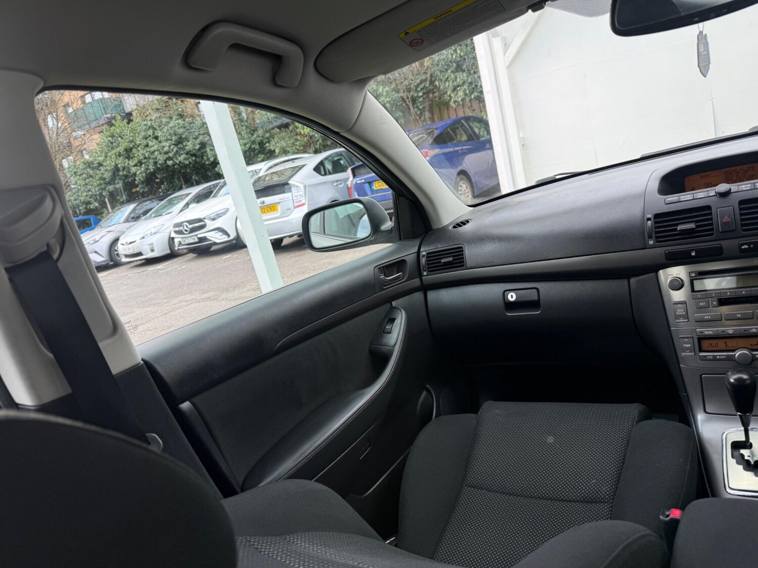 Used Toyota Avensis 2004 for sale - 77358846: Photo 38