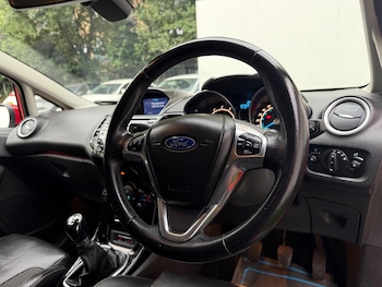 Used Ford Fiesta 2014 for sale - 75589238: Photo