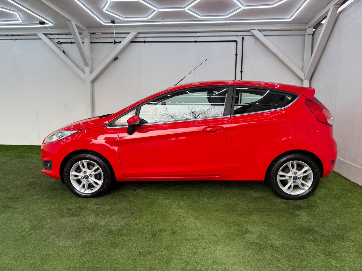 Used Ford Fiesta 2015 for sale - 77344263: Photo 10