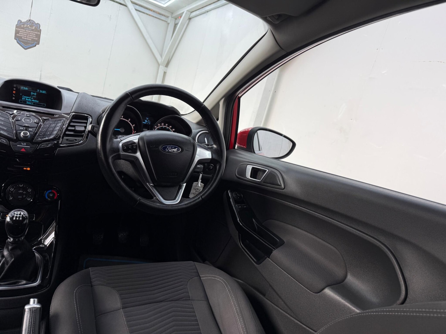 Used Ford Fiesta 2015 for sale - 77344263: Photo 35