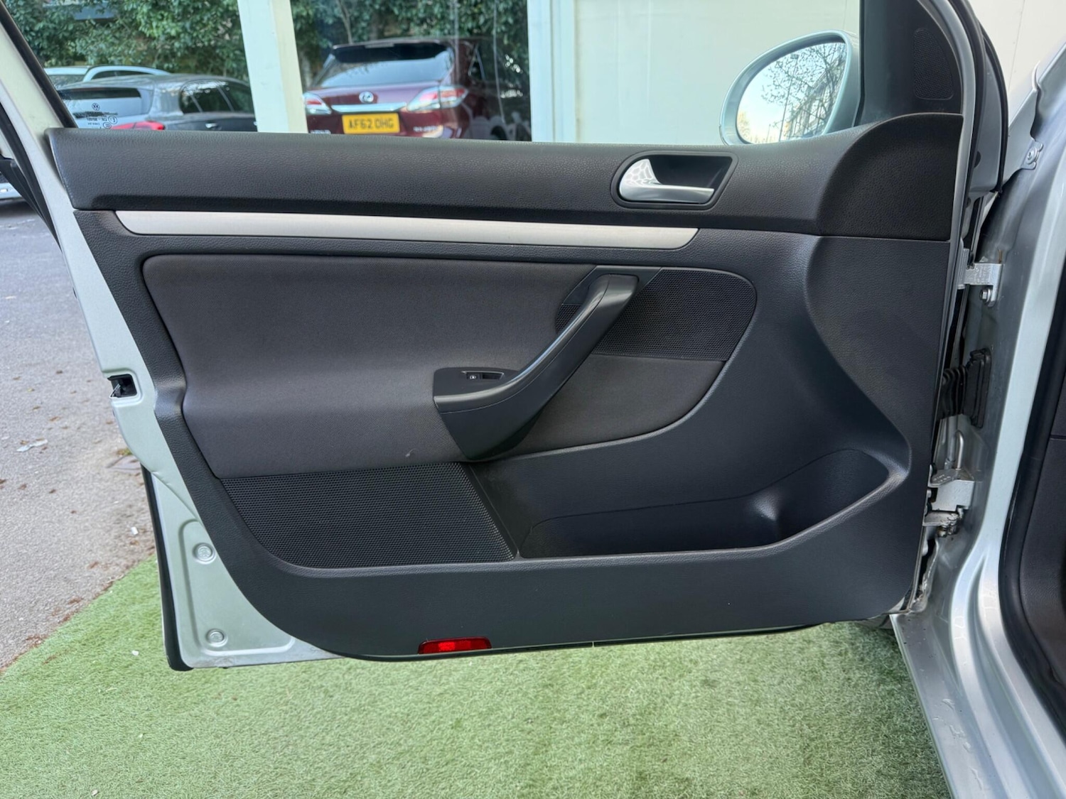 Used Volkswagen Golf for sale - 78128053: Photo 28