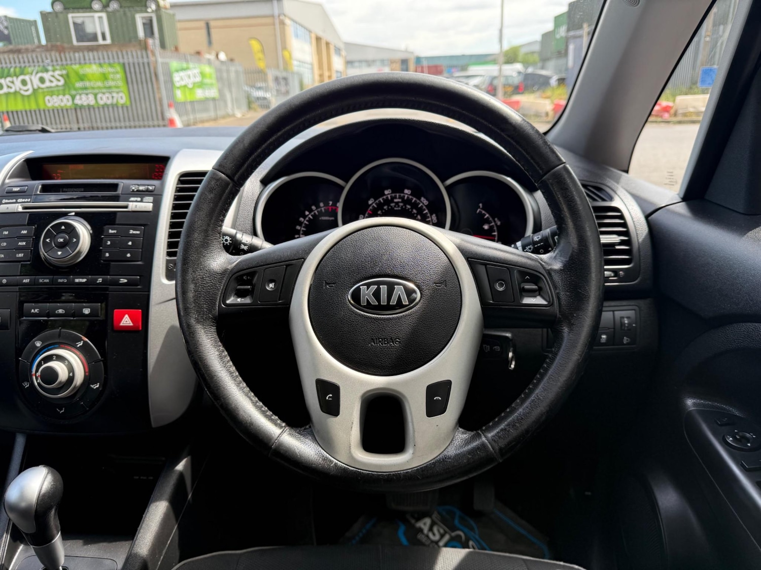 Used Kia Venga 2013 for sale - 76898306: Photo 31