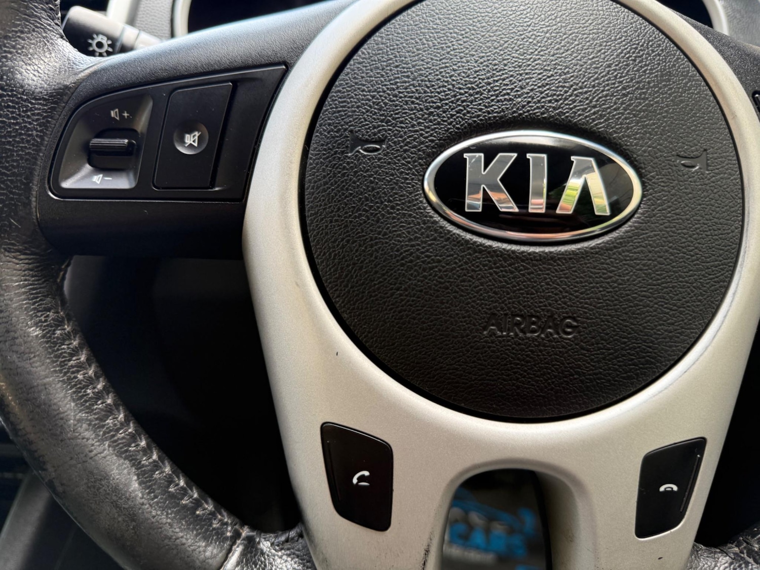 Used Kia Venga 2013 for sale - 76898306: Photo 33