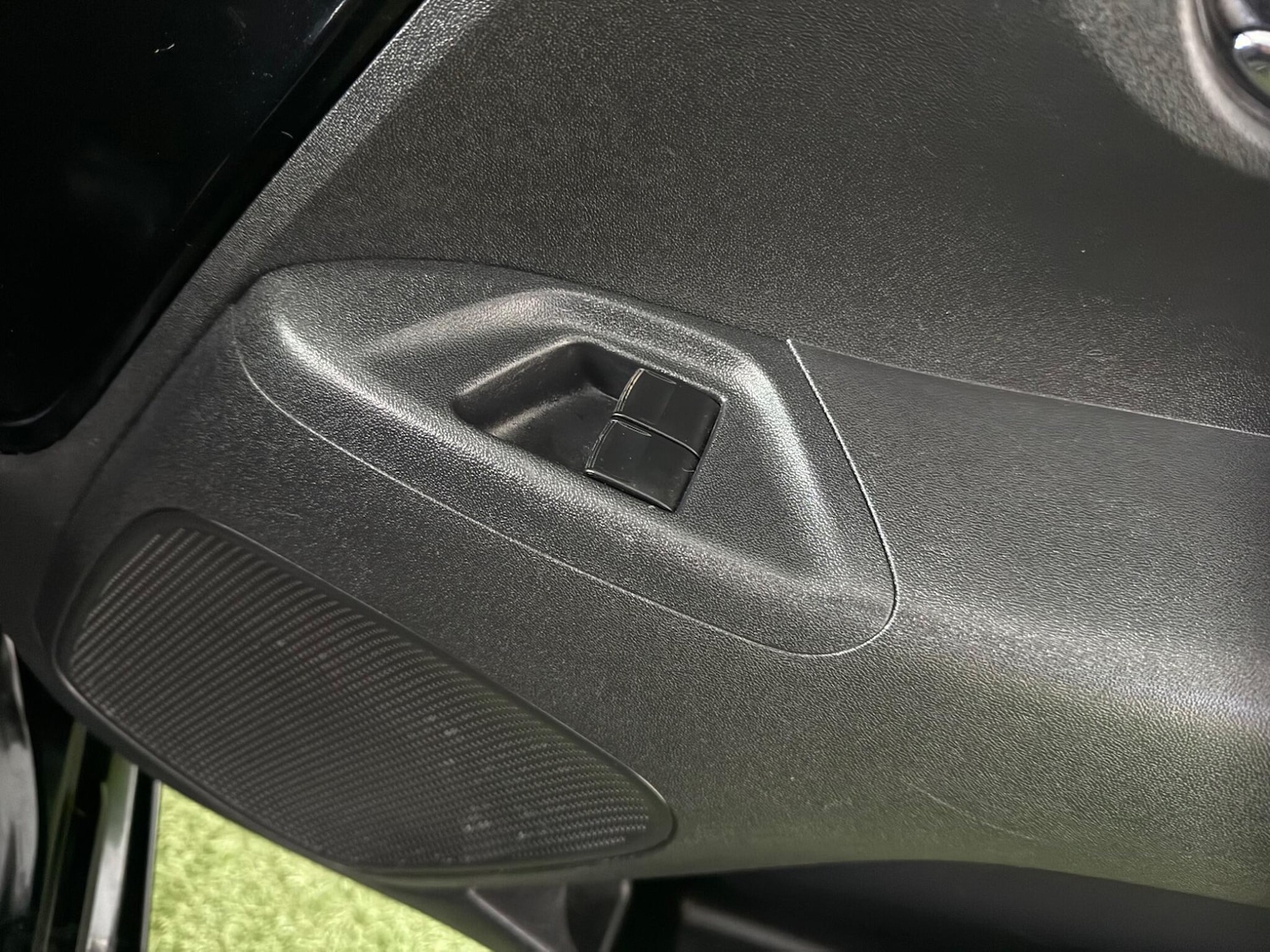 Used Peugeot 108 2015 for sale - 77120412: Photo 41