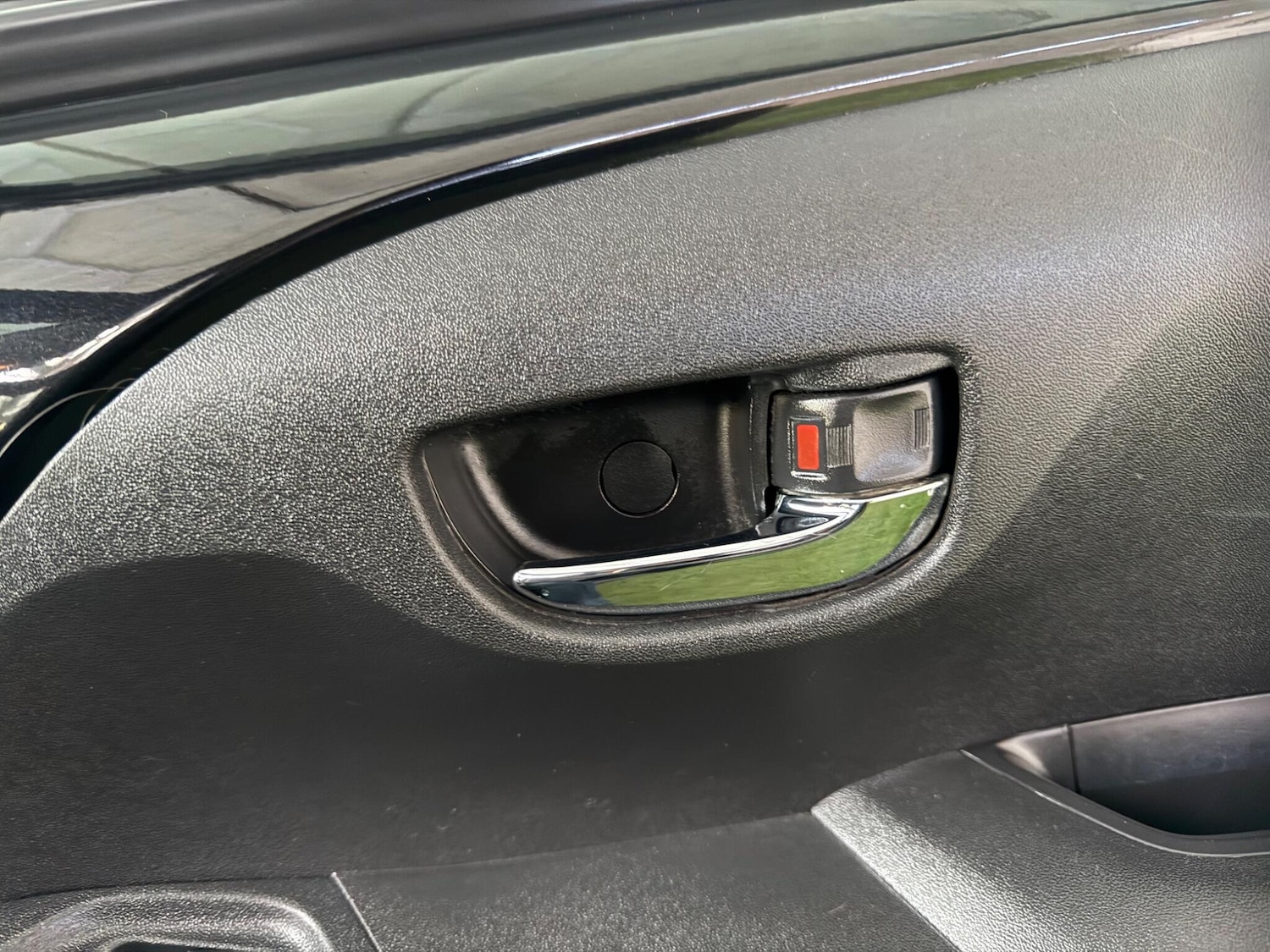 Used Peugeot 108 2015 for sale - 77120412: Photo 42