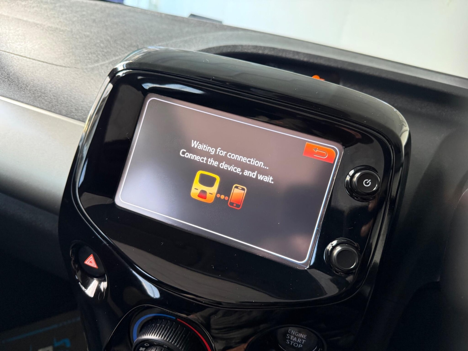 Used Peugeot 108 2015 for sale - 77120412: Photo 50