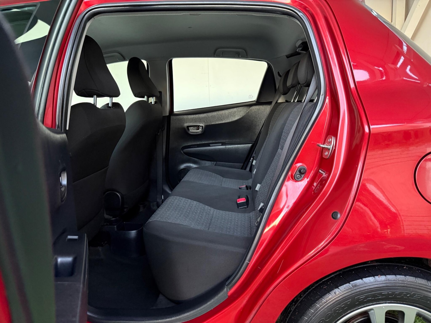 Used Toyota Yaris 2013 for sale - 76753036: Photo 21