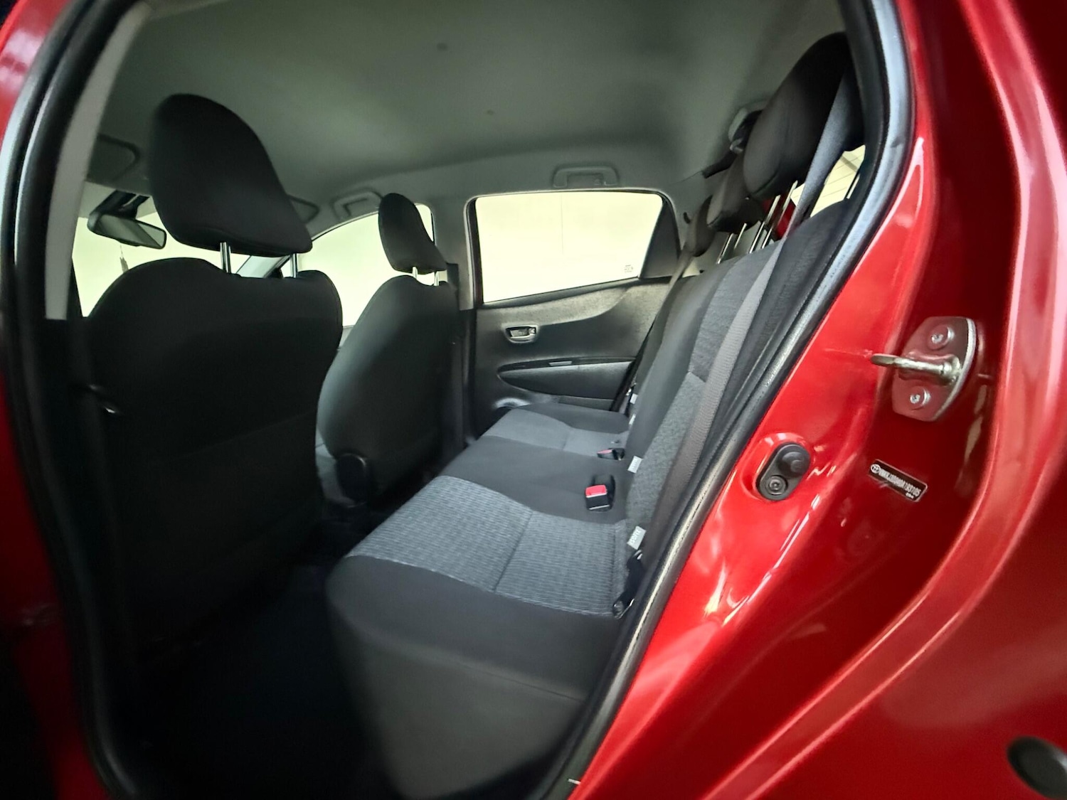 Used Toyota Yaris 2013 for sale - 76753036: Photo 22