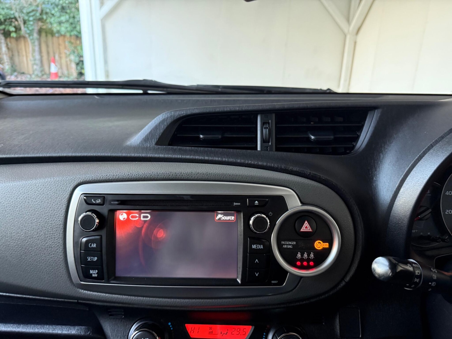 Used Toyota Yaris 2013 for sale - 76753036: Photo 28