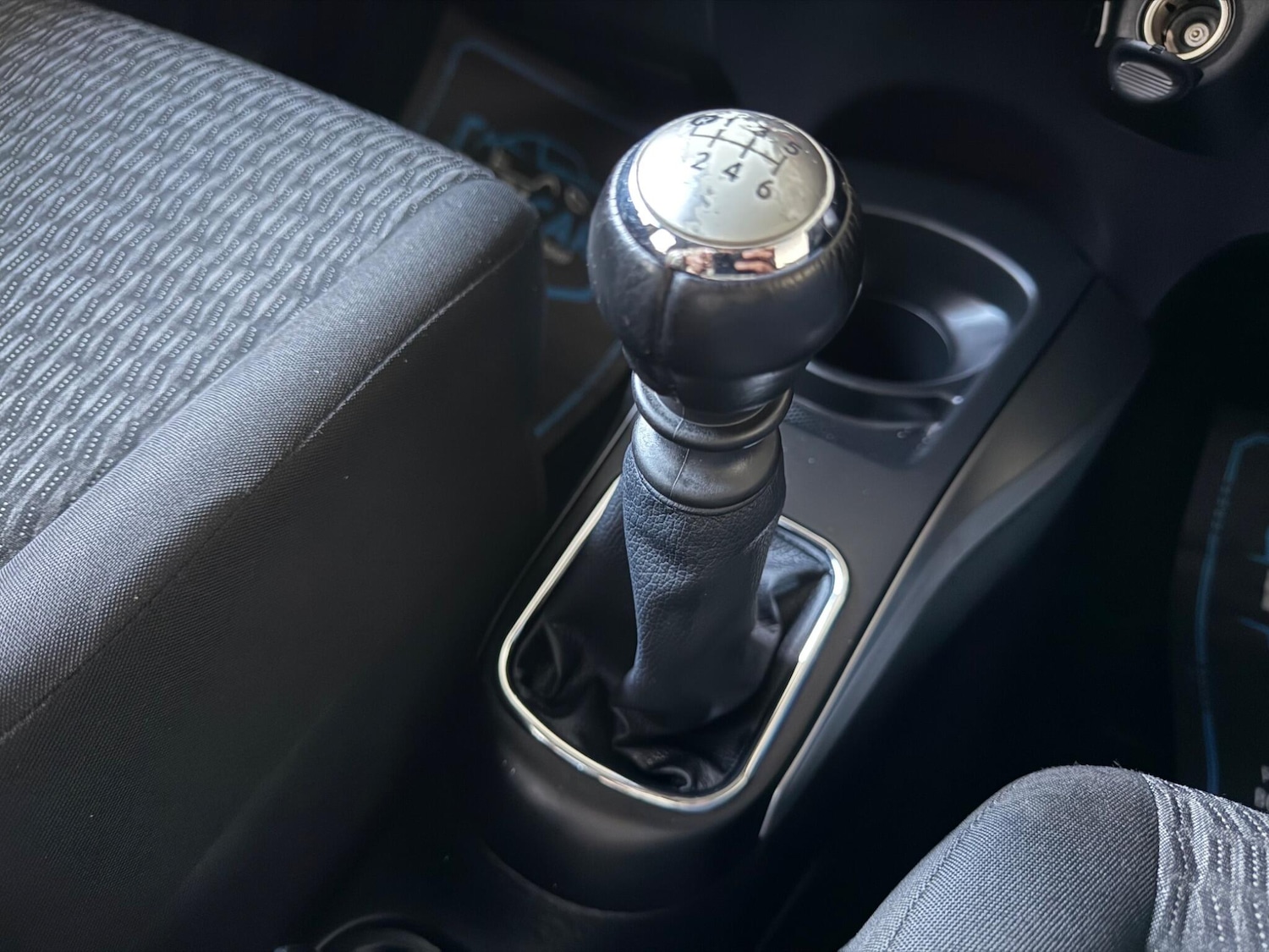 Used Toyota Yaris 2013 for sale - 76753036: Photo 51