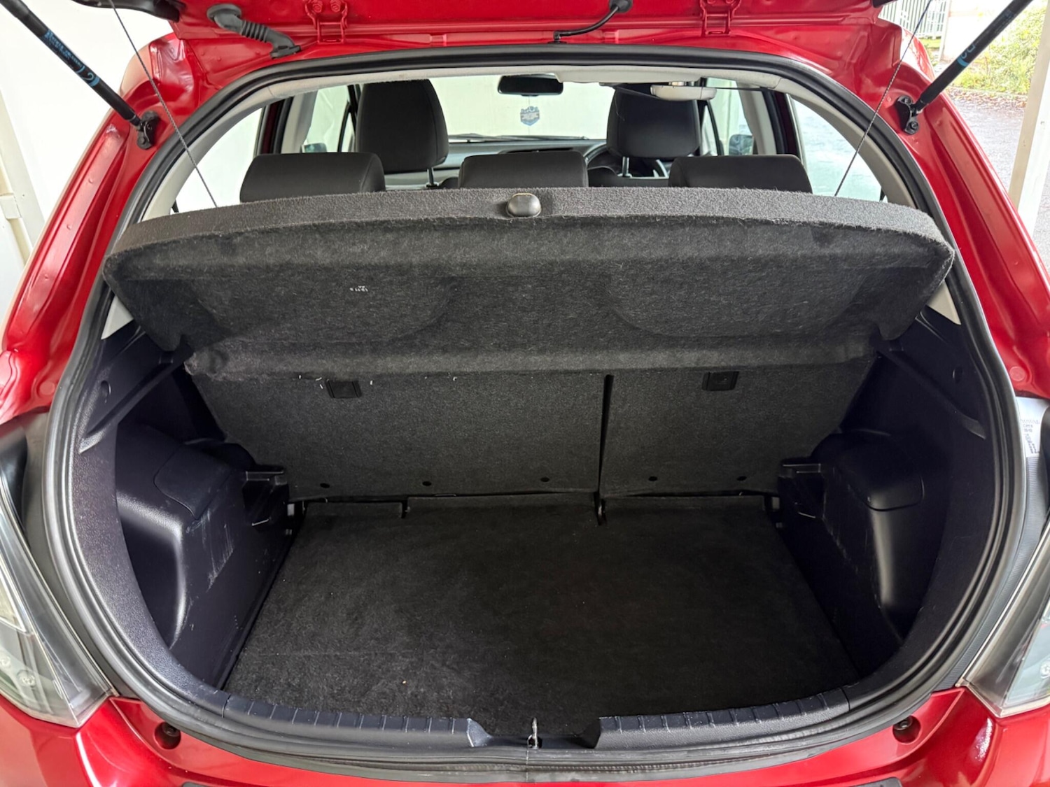 Used Toyota Yaris 2013 for sale - 76753036: Photo 8