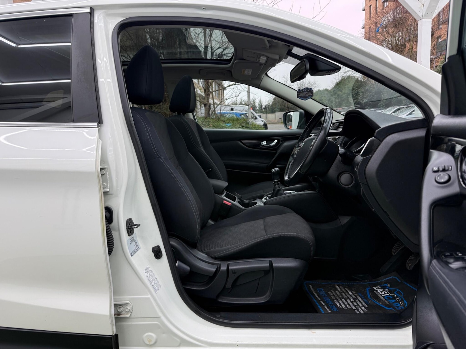 Used Nissan Qashqai 2014 for sale - 77799327: Photo 14