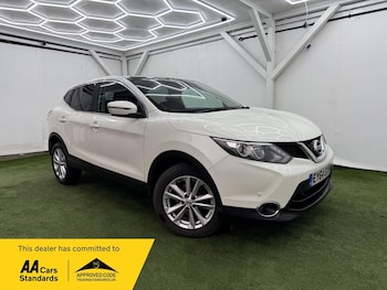 Used Nissan Qashqai 2014 for sale - 77799327: Photo