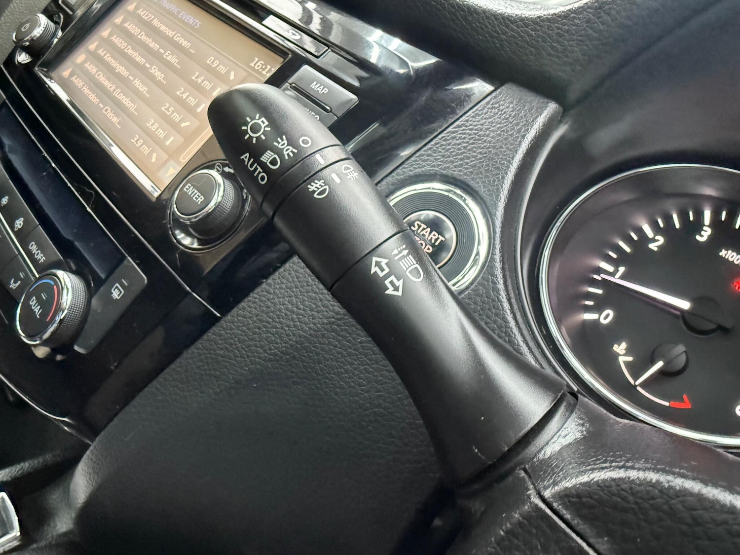 Used Nissan Qashqai 2014 for sale - 77799327: Photo 35