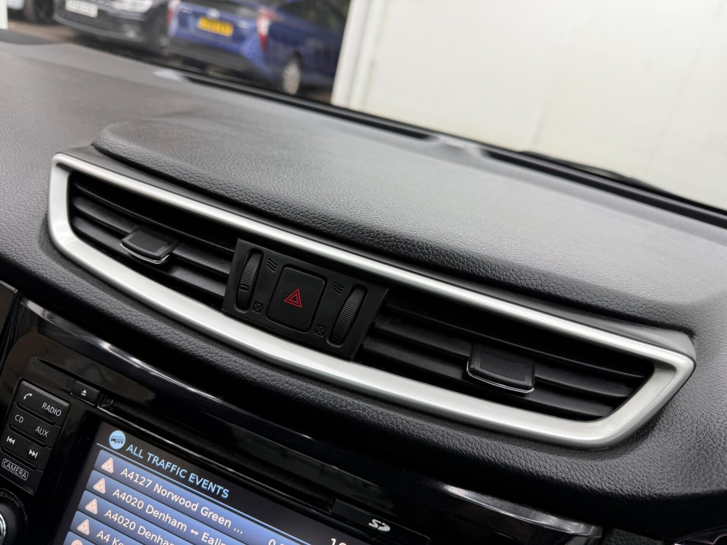 Used Nissan Qashqai 2014 for sale - 77799327: Photo 42