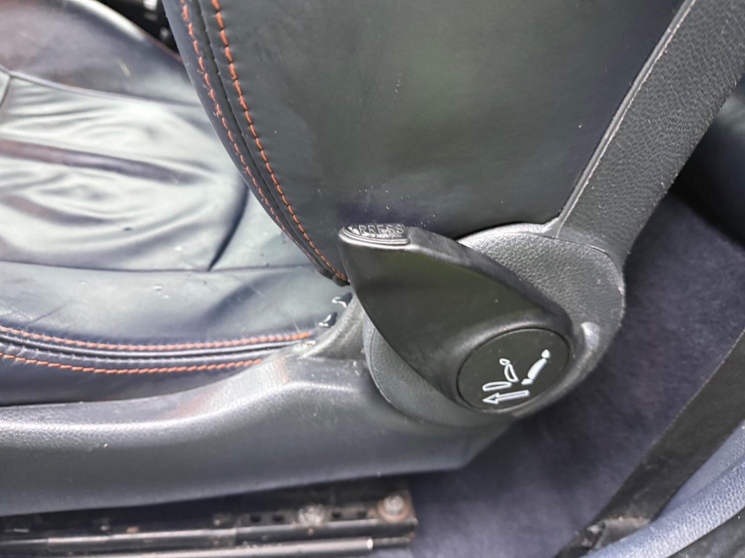 Used MINI Convertible 2005 for sale - 77132043: Photo 27