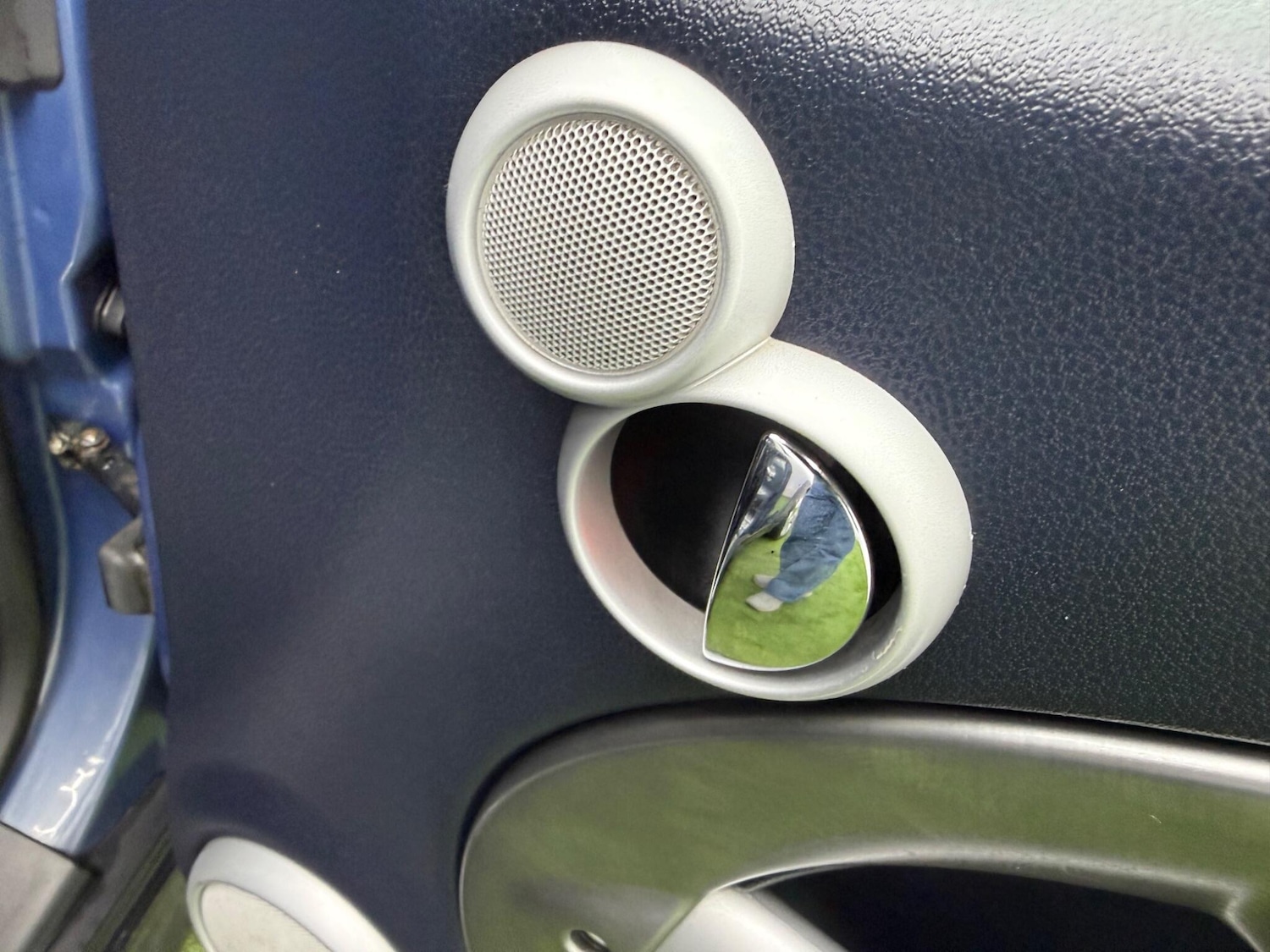 Used MINI Convertible 2005 for sale - 77132043: Photo 40