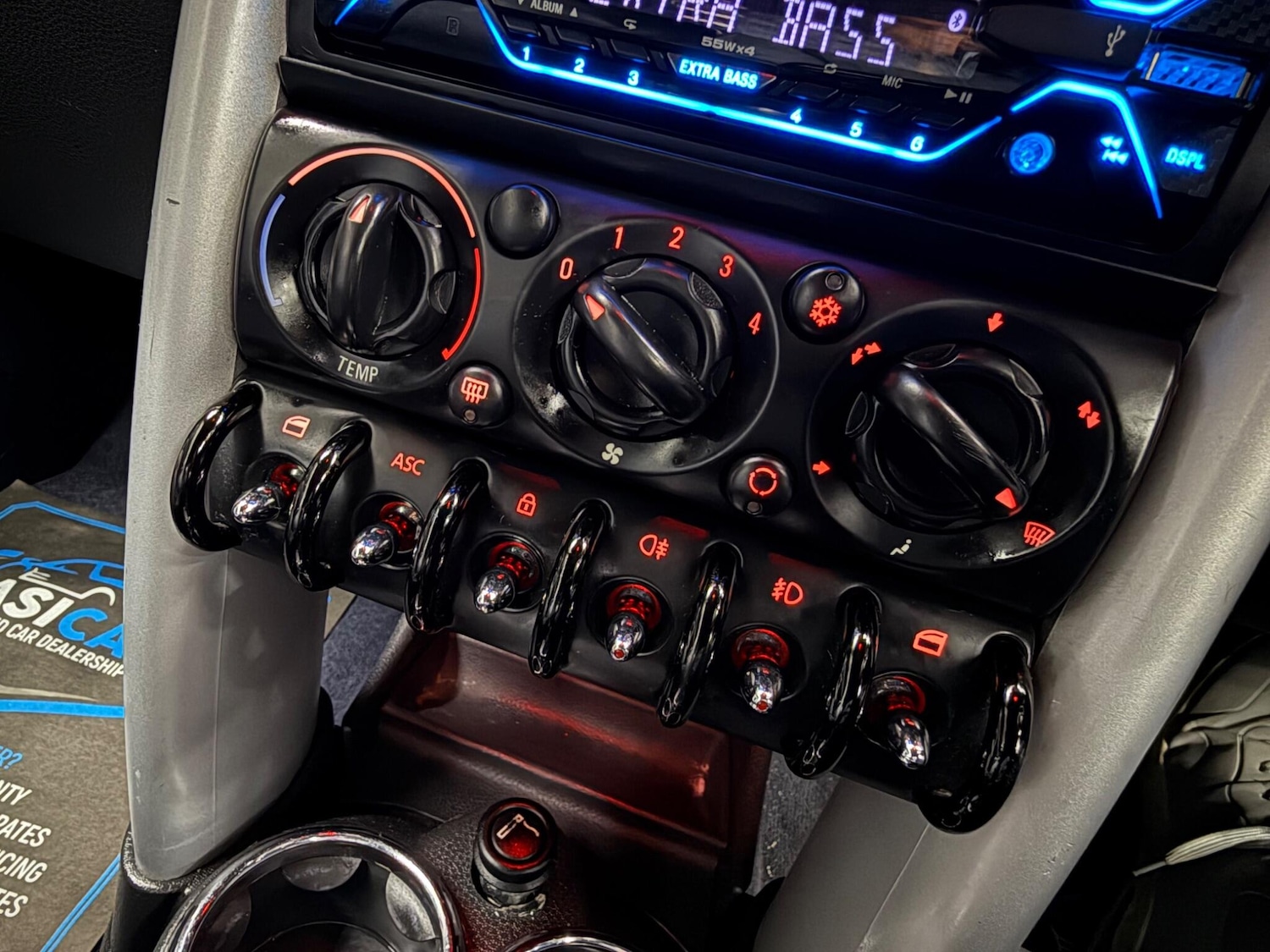 Used MINI Convertible 2005 for sale - 77132043: Photo 43