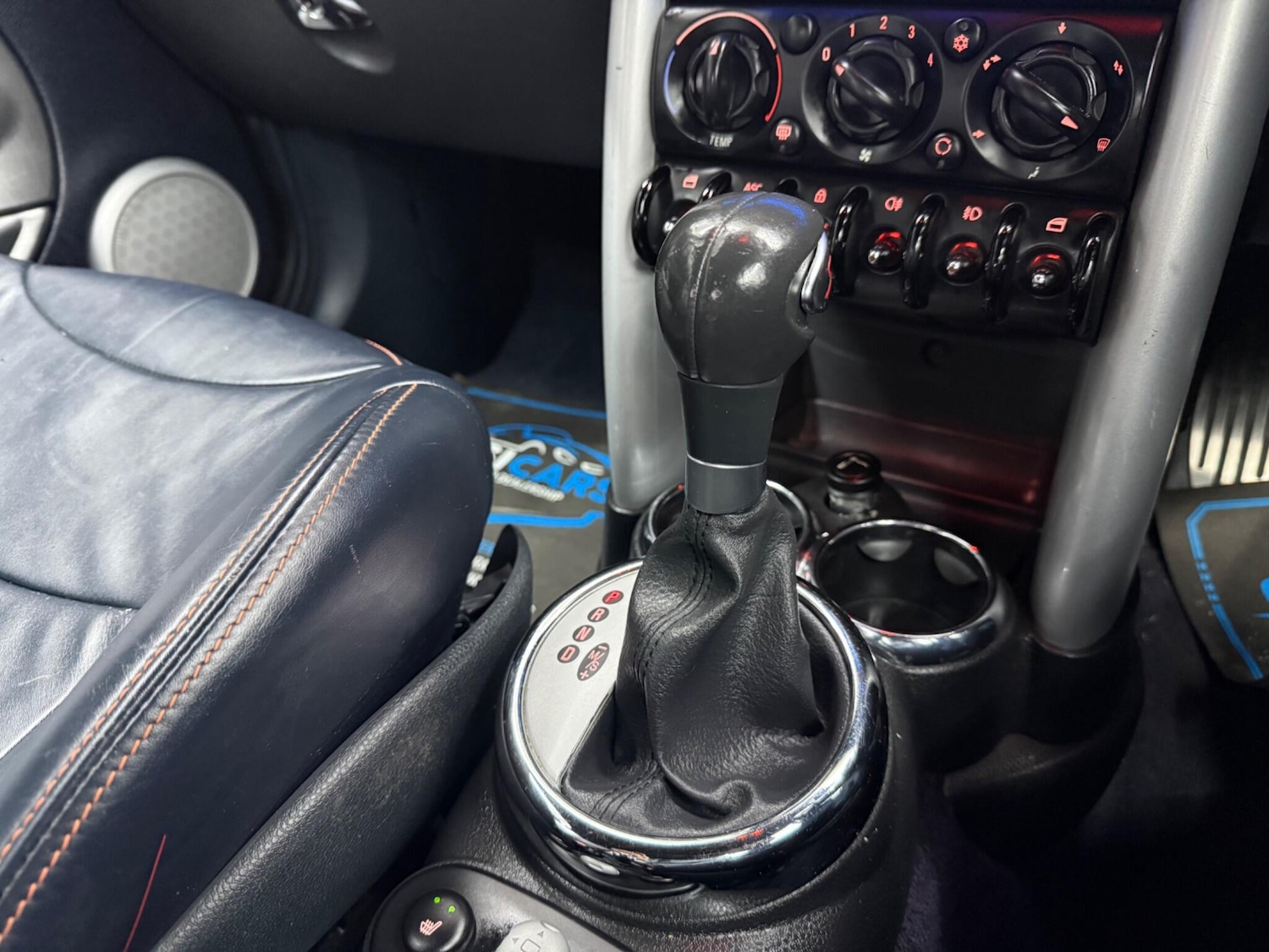 Used MINI Convertible 2005 for sale - 77132043: Photo 45