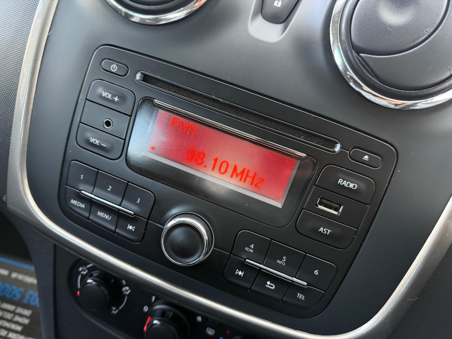 Used Dacia Sandero Stepway 2015 for sale - 77091534: Photo 40