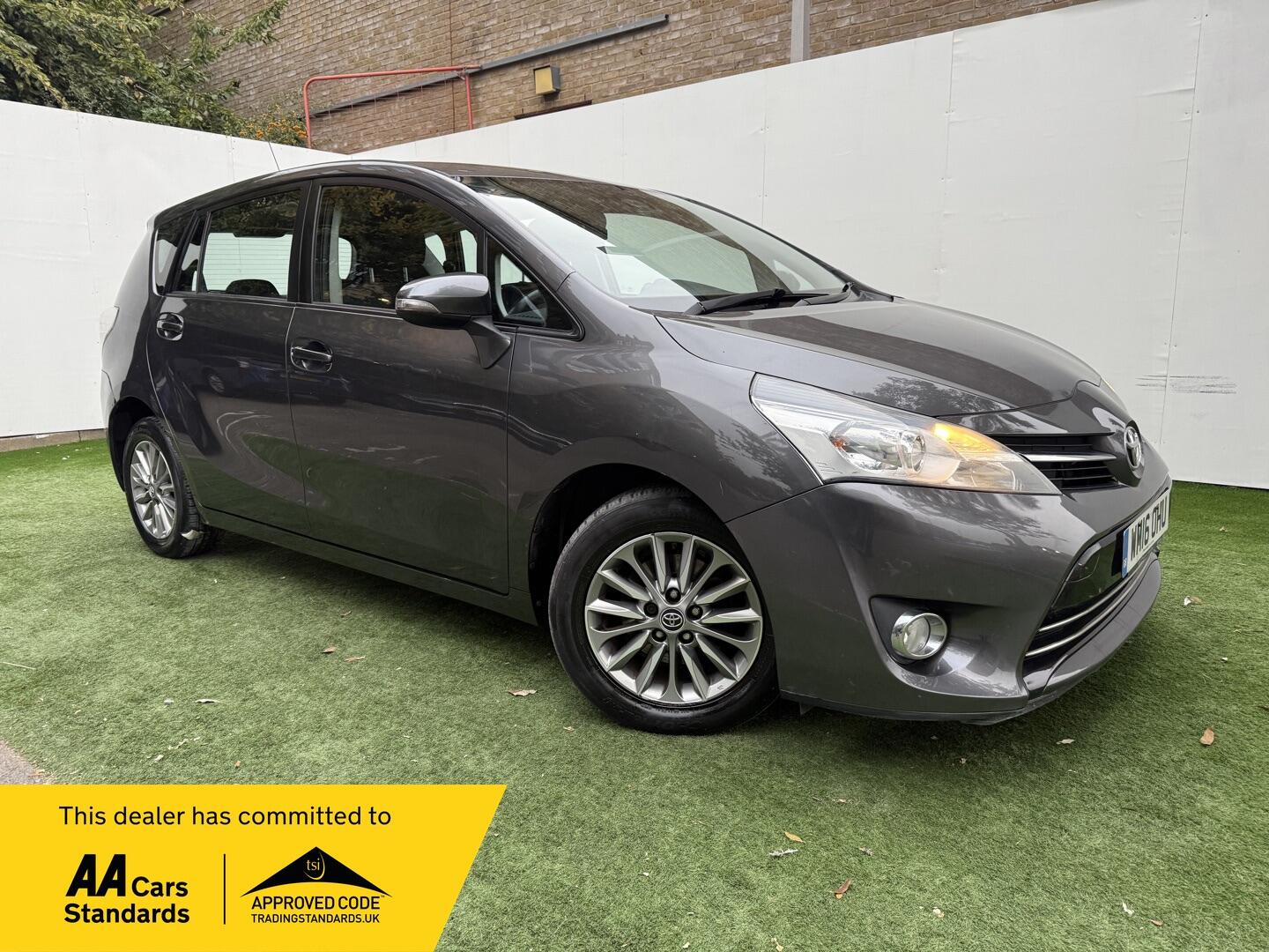 Used Toyota Verso 2016 for sale - 76521990: Photo 1