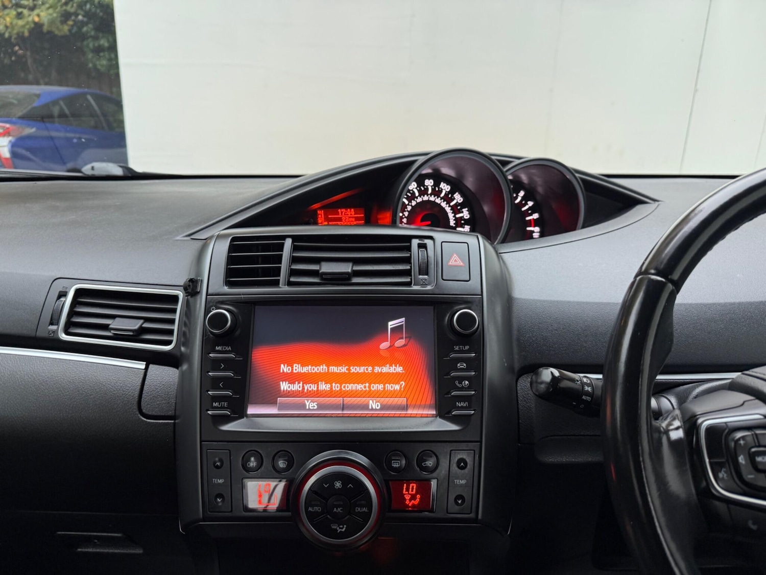 Used Toyota Verso 2016 for sale - 76521990: Photo 32