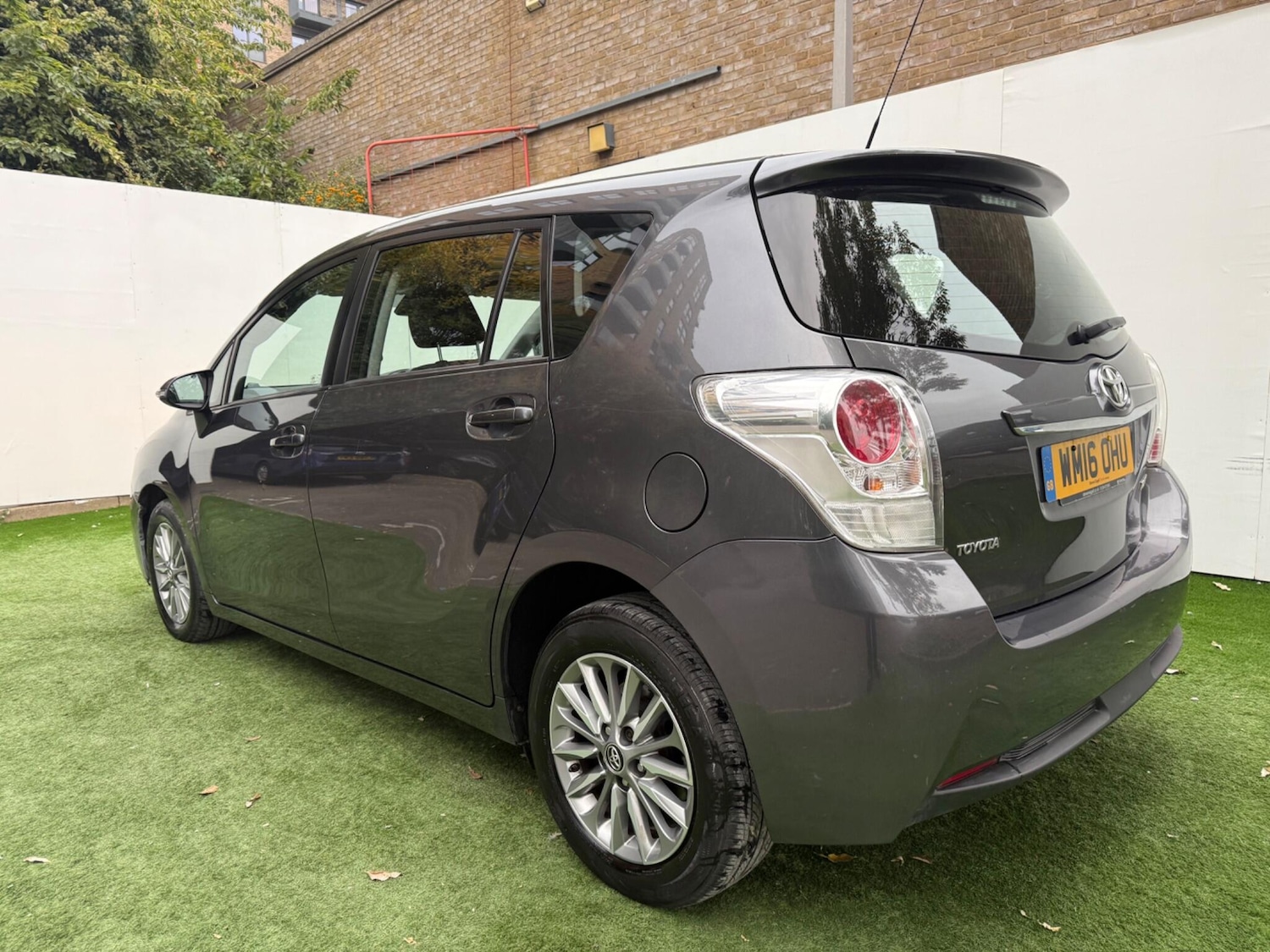 Used Toyota Verso 2016 for sale - 76521990: Photo 9