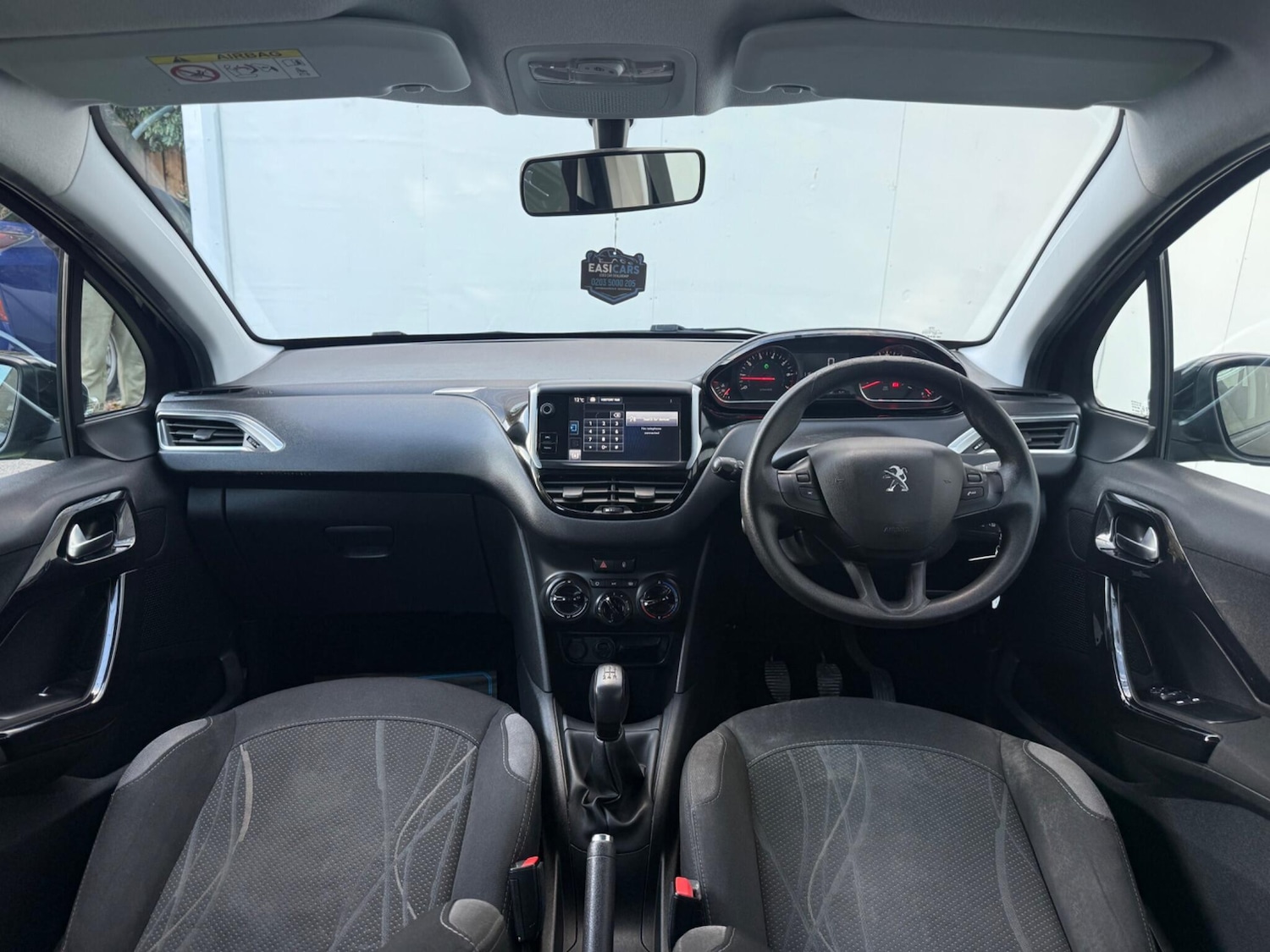 Used Peugeot 208 2015 for sale - 76377607: Photo 27