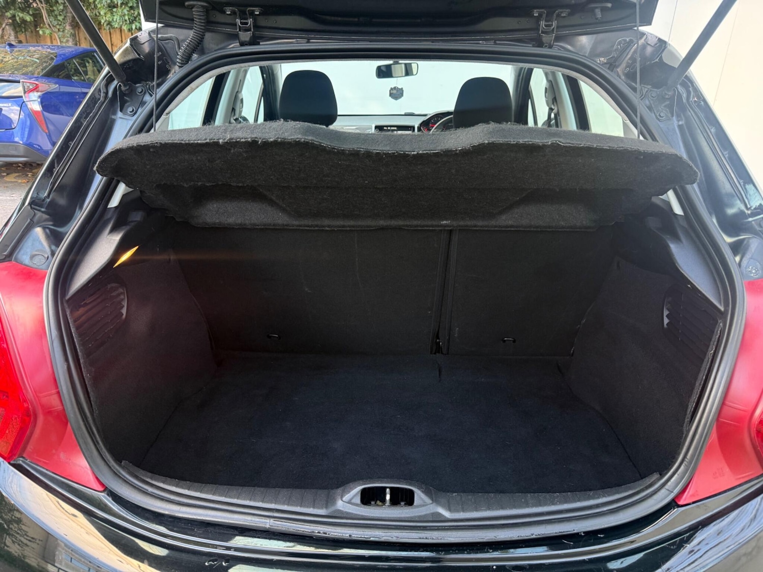 Used Peugeot 208 2015 for sale - 76377607: Photo 8